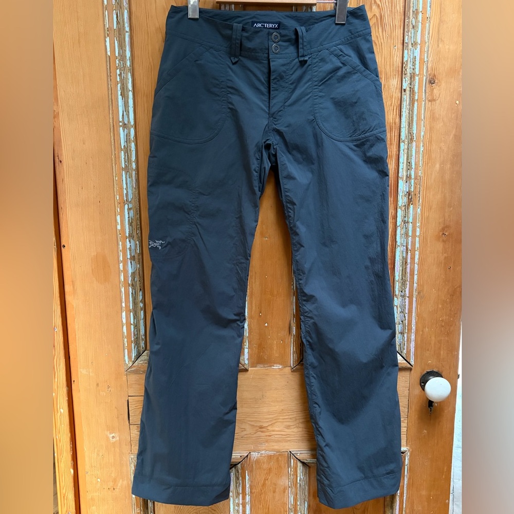 Arc'teryx Women's Dark Gray Straight Leg Pants
